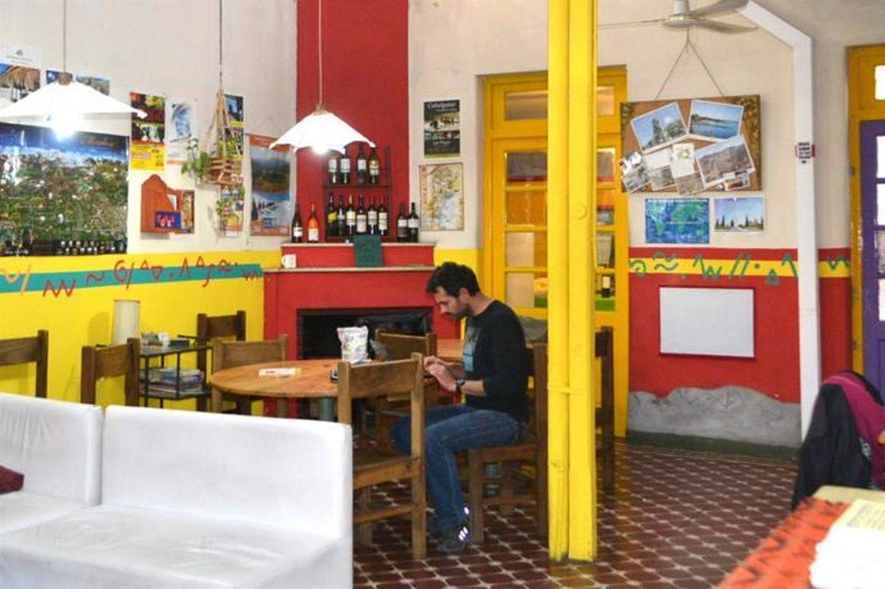 Casa Pueblo Hostel Mendoza Bagian luar foto