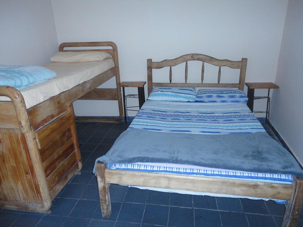 Casa Pueblo Hostel Mendoza Bagian luar foto