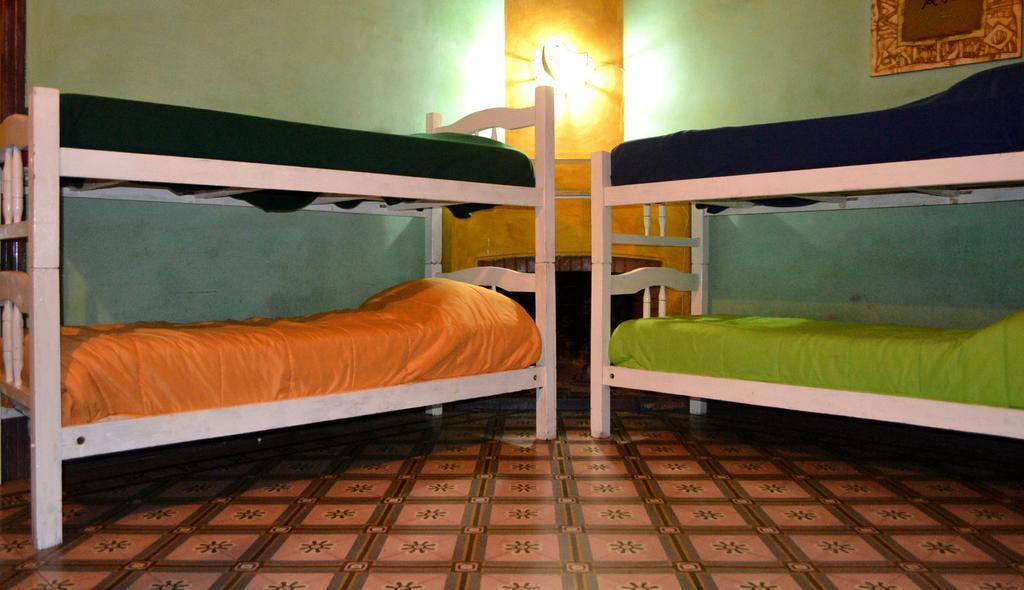 Casa Pueblo Hostel Mendoza Bagian luar foto
